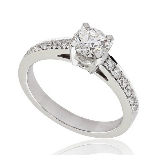 Bague de fiançailles en platine et diamant aux épaules pavées. Modèle Radieuse.