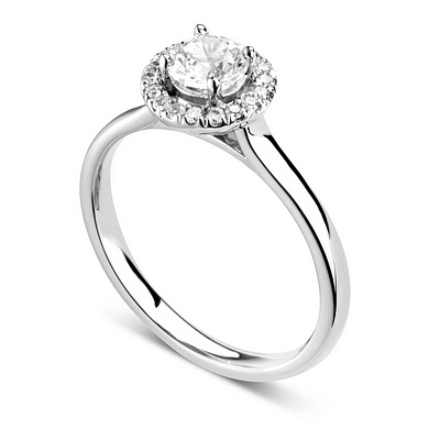 Bague de fiançailles en or blanc avec halo de diamants. Modèle Éblouissante.