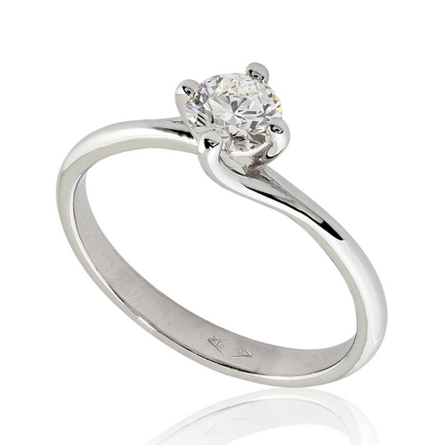 Bague de fiançailles diamant en platine à quatre griffes. Modèle Gracieuse.