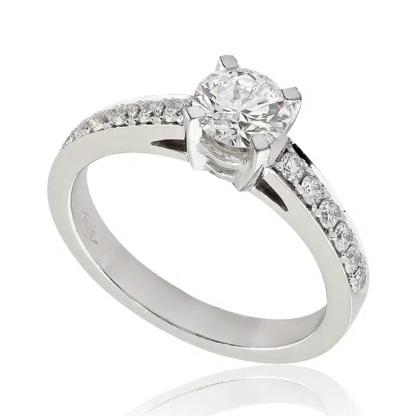 Bague de fiançailles Radieuse en or blanc 18k aux épaules pavées