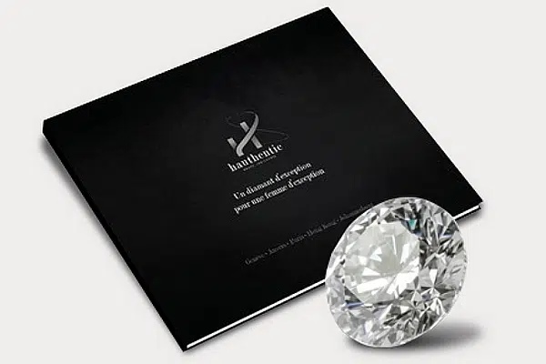 Diamond Passport Hauthentic retraçant le parcours de votre vrai diamant, de la mine à votre bijou