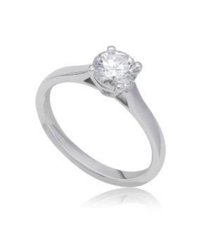 Valorisée : Bague solitaire diamant en or blanc 18k à cathédrale. Production et livraison en 15 à 7 jours ouvrés.